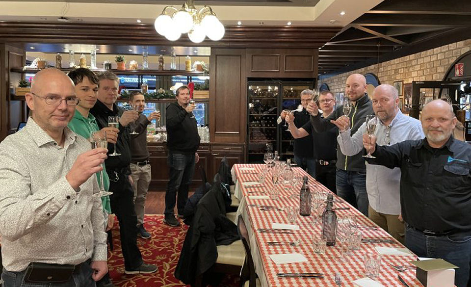 Juhlakuva-maljat-768×576