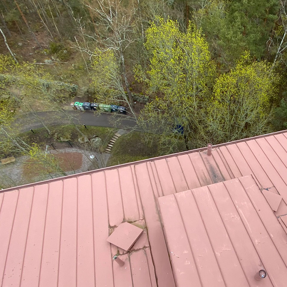 Tilaa vesikaton kuntotutkimus kätevästi kiinteistöönne!